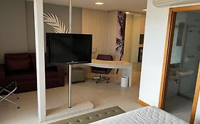 Quarto 50m2 próximo shopping Salvador